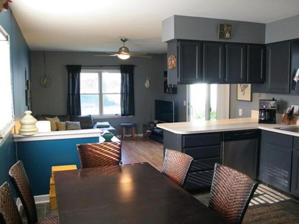 1414 Donald Ave, photo 2