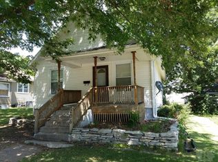 206 N Van Buren Ave, Ottumwa, IA 52501