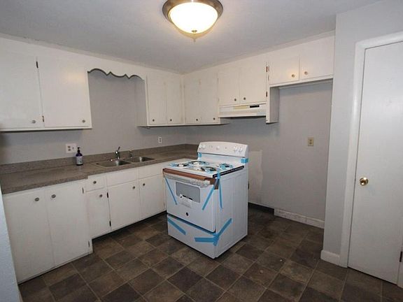 2nd image of 100 E Central St APT 1