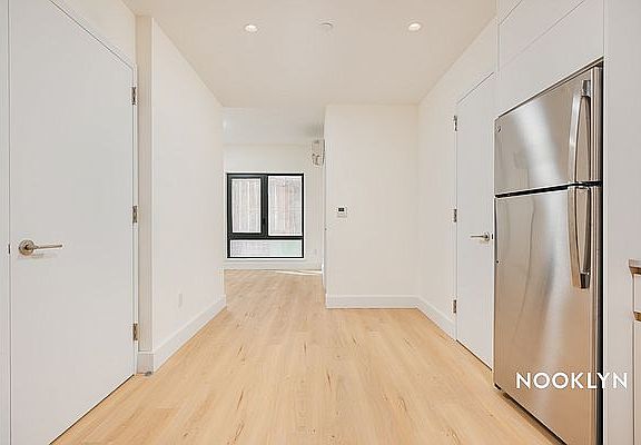 4th image of 378 Weirfield St #205