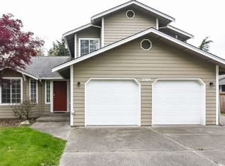 3104 32nd Avenue Ct SE, Puyallup, WA 98374