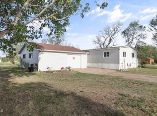 3503 6th Ave E, Williston, ND 58801