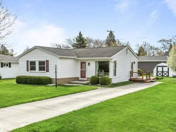 7406 Blue Water Blvd, Lexington, MI 48450