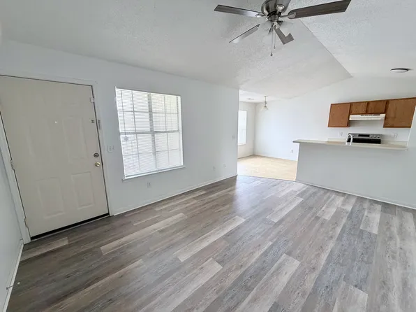 110 Summerchase Rd #8, Lexington, AL 35648