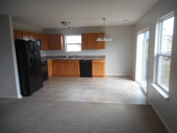 4th image of 11231 N Longbranch St