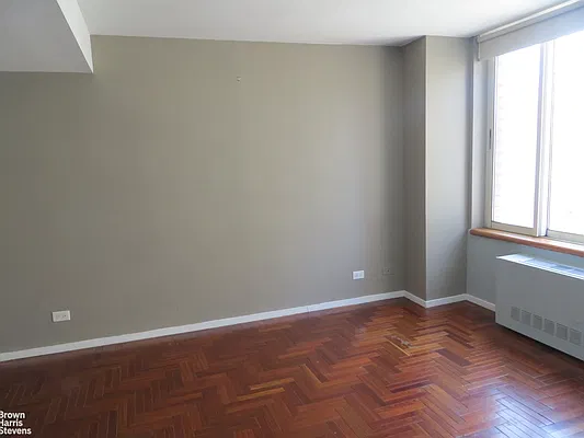 Rented by Brown Harris Stevens | media 6