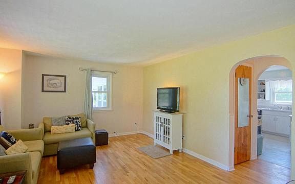 2nd image of 2395 Red Bud Trl S