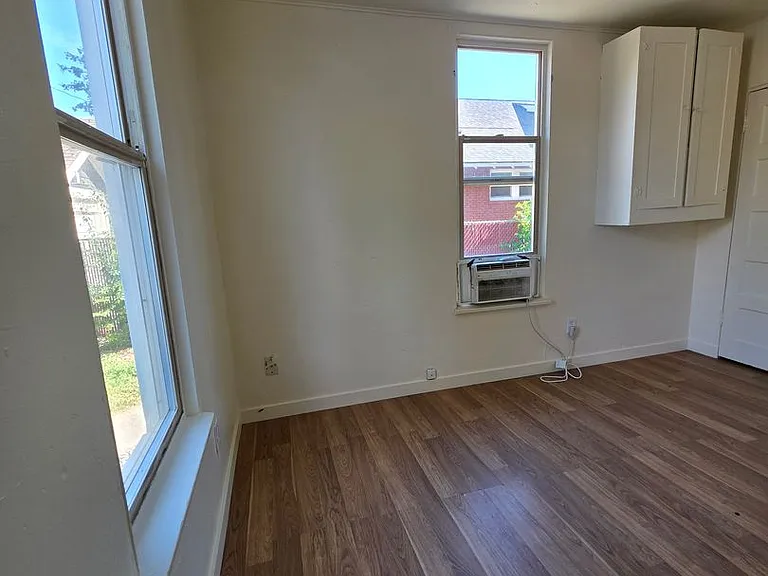 Chase Avenue Seven-Plex — Photo 9