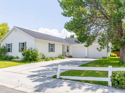 641 Oakwood Dr, Powell, WY, 82435