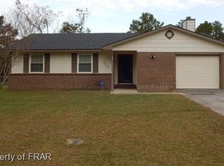 6540 Green Meadow Rd, Fayetteville, NC 28304