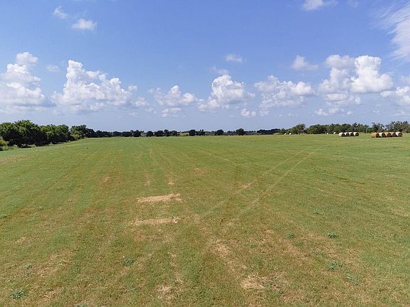 2nd image of Falke Heinrich Rd Tract 1