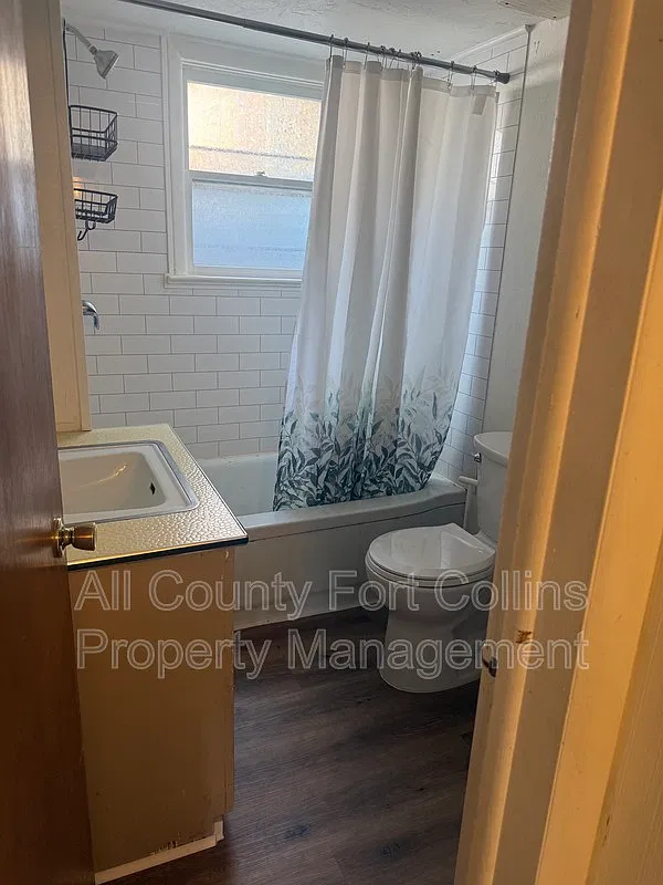 1 bed, 1.0 bath, 1000 sqft, $900 — Photo 4