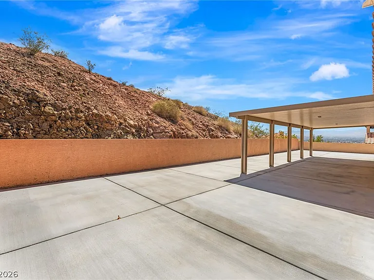 7205 Madonna Dr — Photo 27