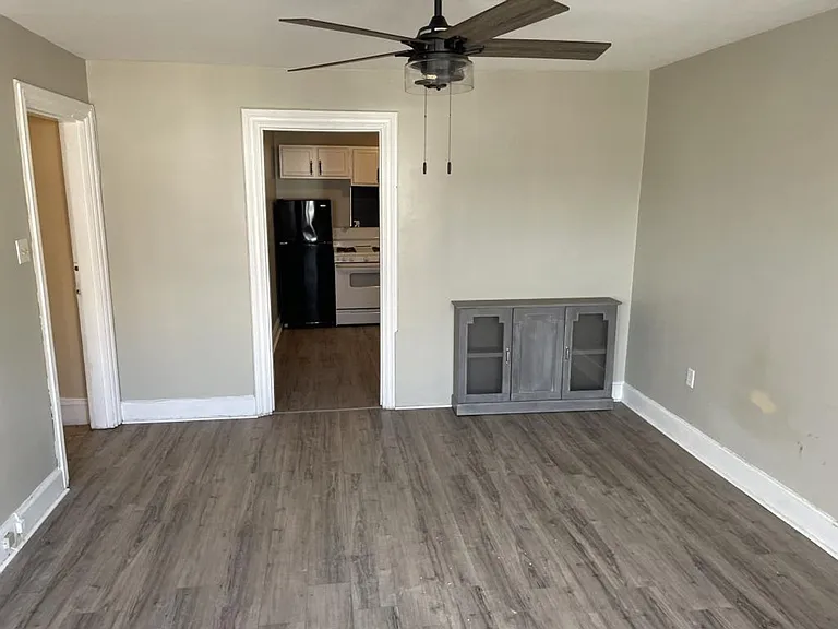142 S Hanover St #2 — Photo 3