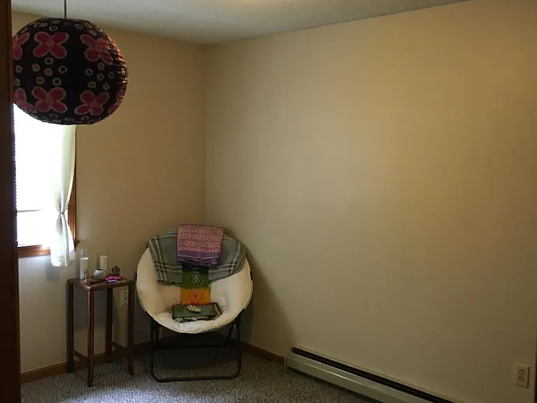 110 Sidney St — Photo 11