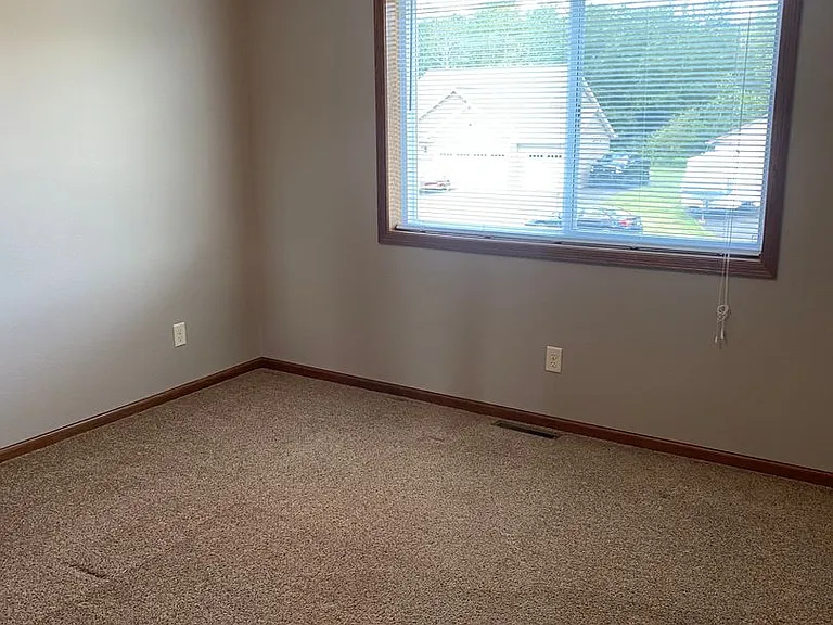 1962 Peach Dr NE — Photo 10