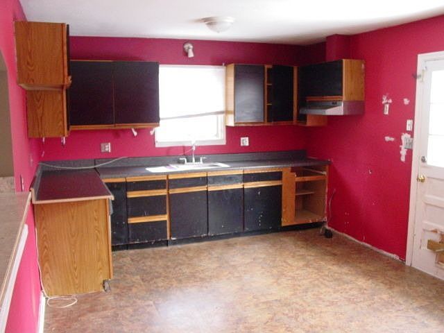 2nd image of 1921 Garstland Dr NW