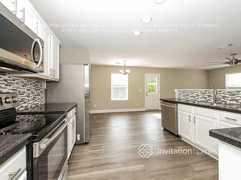 5439 Middlebury Dr — Photo 7
