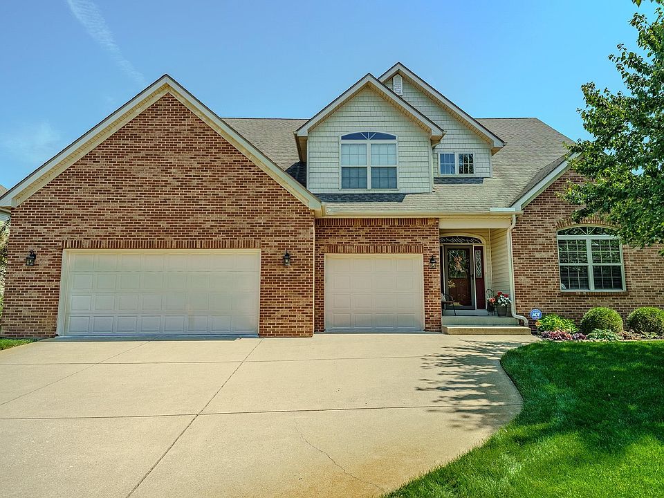 1st image of 2077 Foxmoor Ln