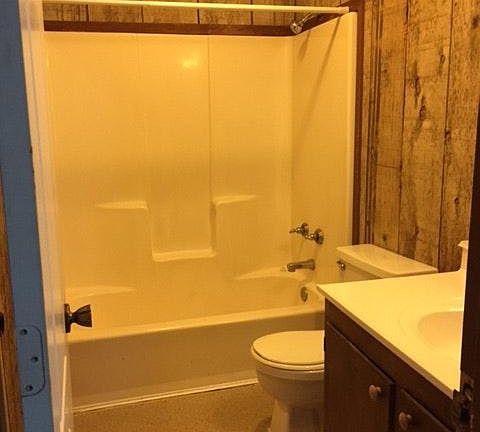 135-Bathroom