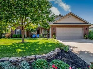 3911 Jungle Tree Dr, Columbia, MO 65202