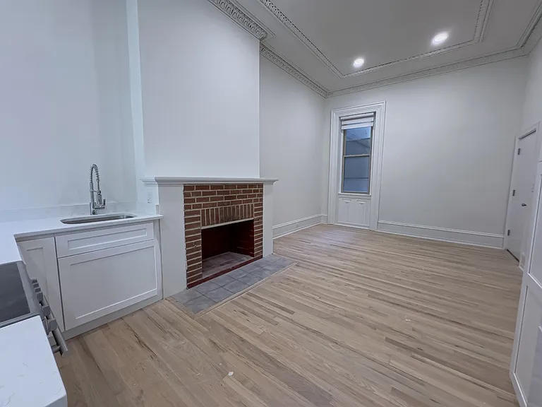 1919 Mount Vernon St #1F — Photo 8