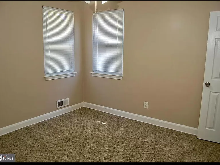 6029 Alta Ave #1 — Photo 7