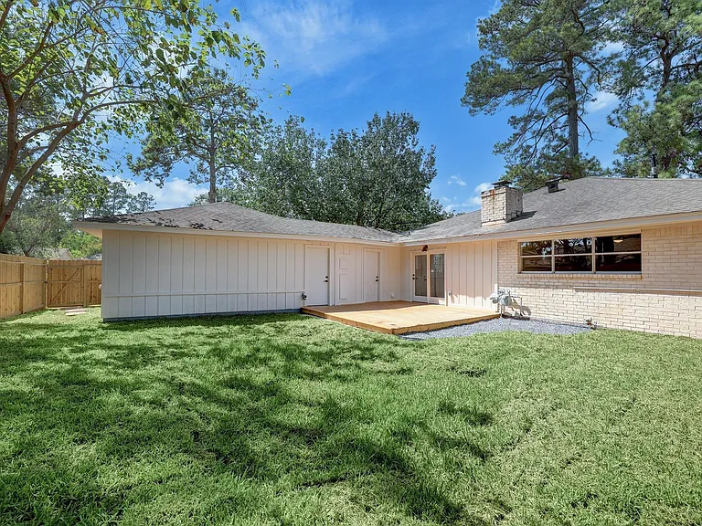 9723 Galston Ln — Photo 24