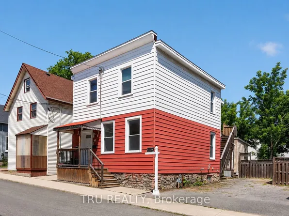 45 Bell St N, Ottawa, ON K1R 7C5