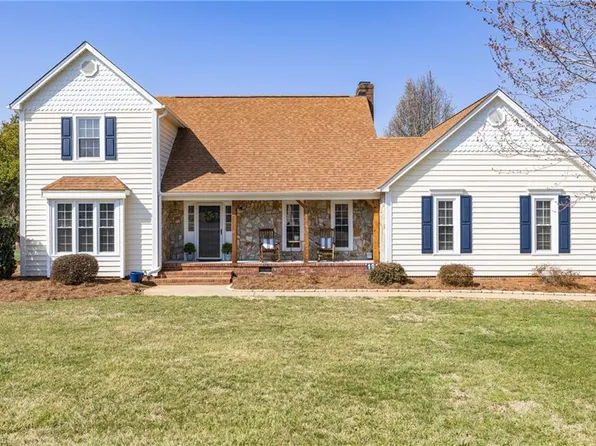 190 E Plantation Cir, Reidsville, NC 27320