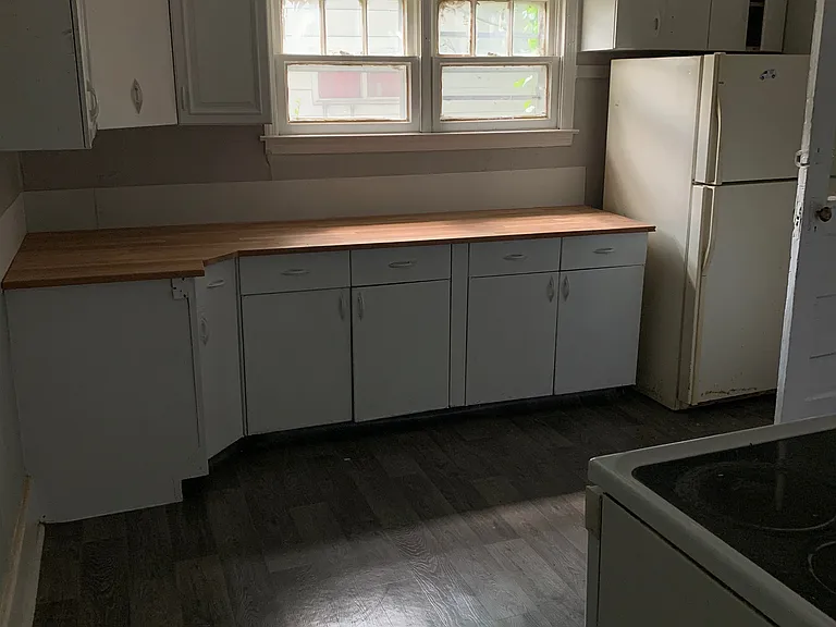 2702 Woodside St — Photo 8