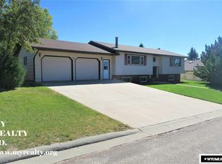 801 Park Ave, Lusk, WY 82225