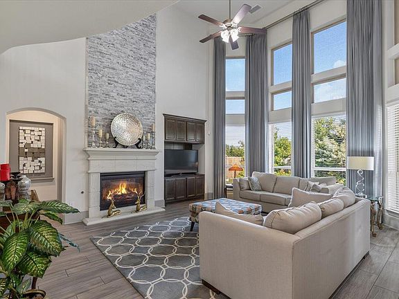 5th image of 125 Mindy Way