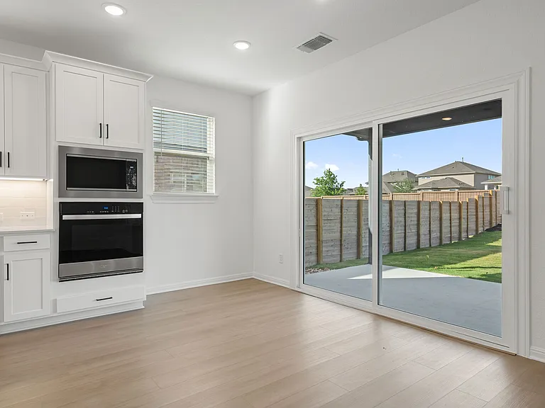 528 Knot Dr — Photo 16