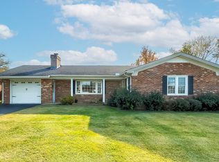 136 Pin Oak Dr, Lancaster, KY 40444