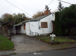 233 Elm St, Bremerton, WA 98310