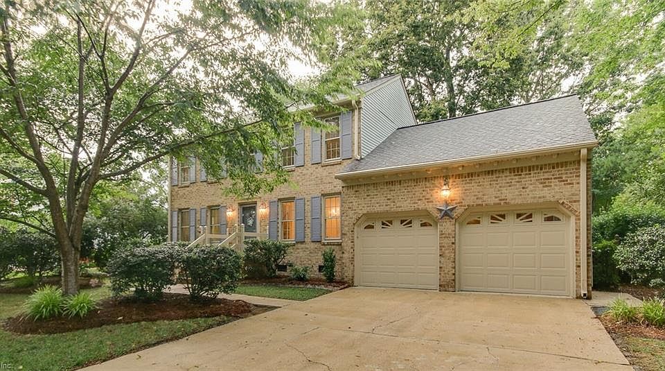 Welcome home to 2140 Kenwood Drive, Virginia Beach