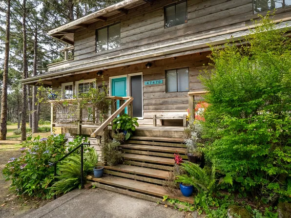 47470 Hawk Dr, Neskowin, OR 97149