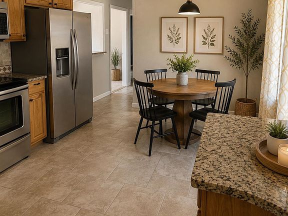 4th image of 1101 Hackberry Drive