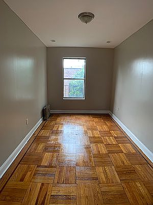 1st image of 394 Montgomery St #3B