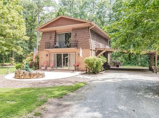 14146 Hickory Oaks Ln, Ashland, VA 23005