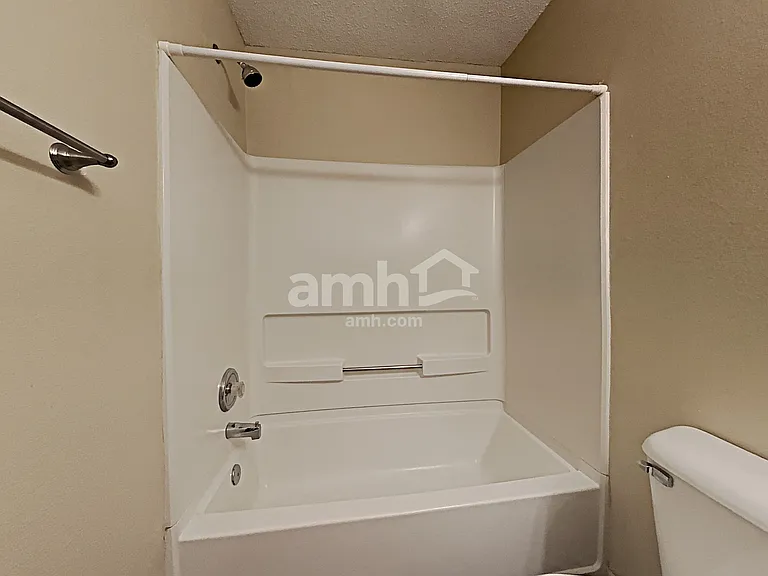 34 Frostwood Ln — Photo 18