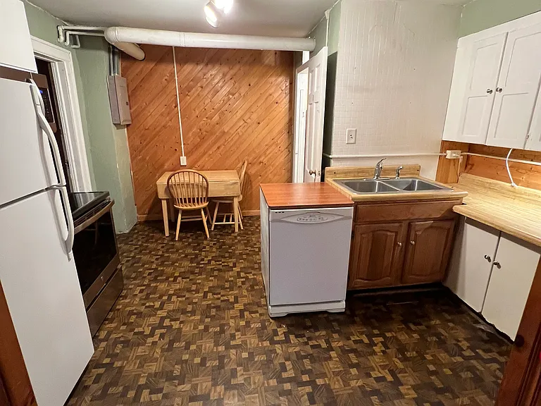 20 Bagwell Ave #A — Photo 13