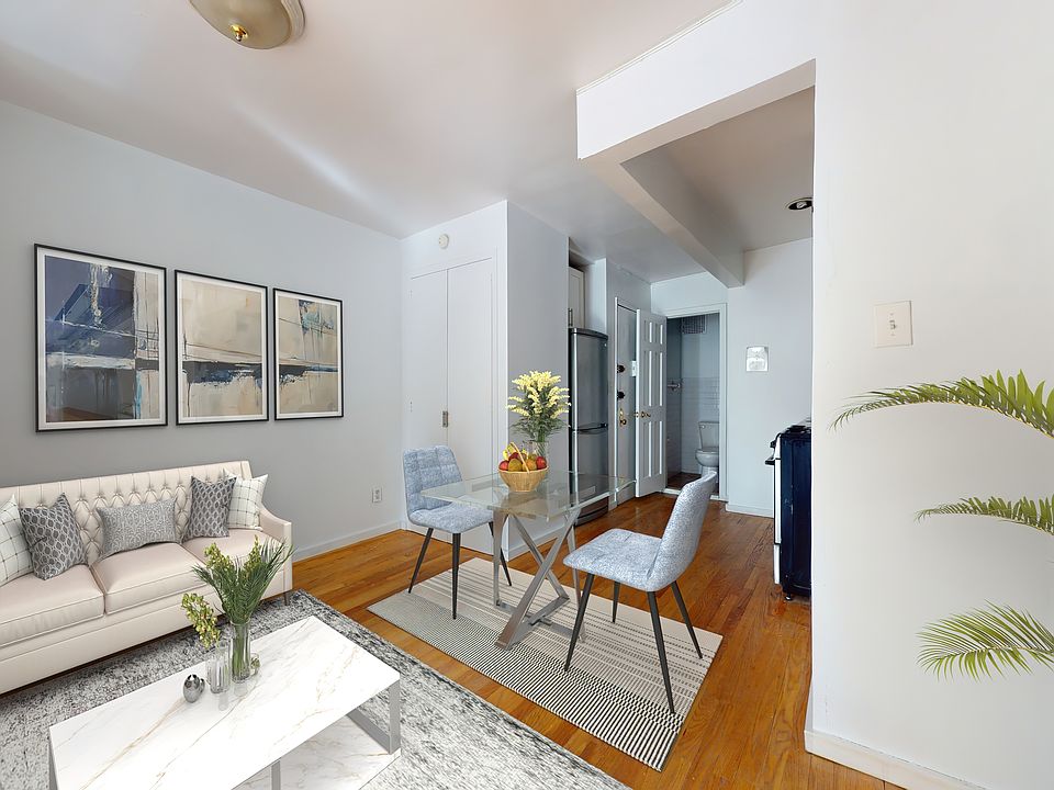 1st image of 538 W 47th St APT 4C