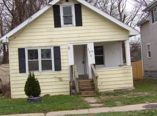 171 Goguac St W, Battle Creek, MI