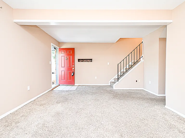 7752 Montgomery Rd #84 — Photo 4