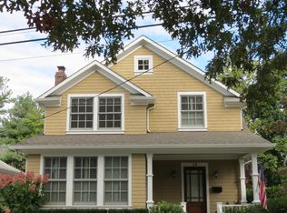 14 Bruce Pl, Rumson, NJ 07760