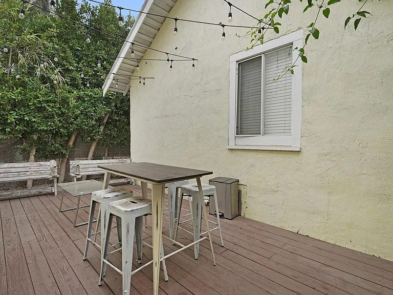 Private back patio!