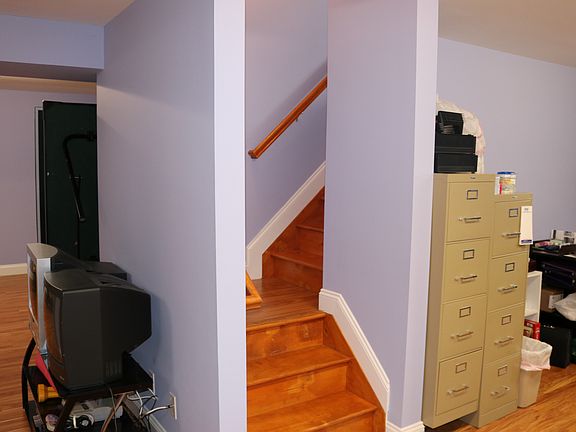 5th image of 15 Ciliotta Ln