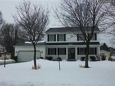 1st image of 2214 Holly Ln